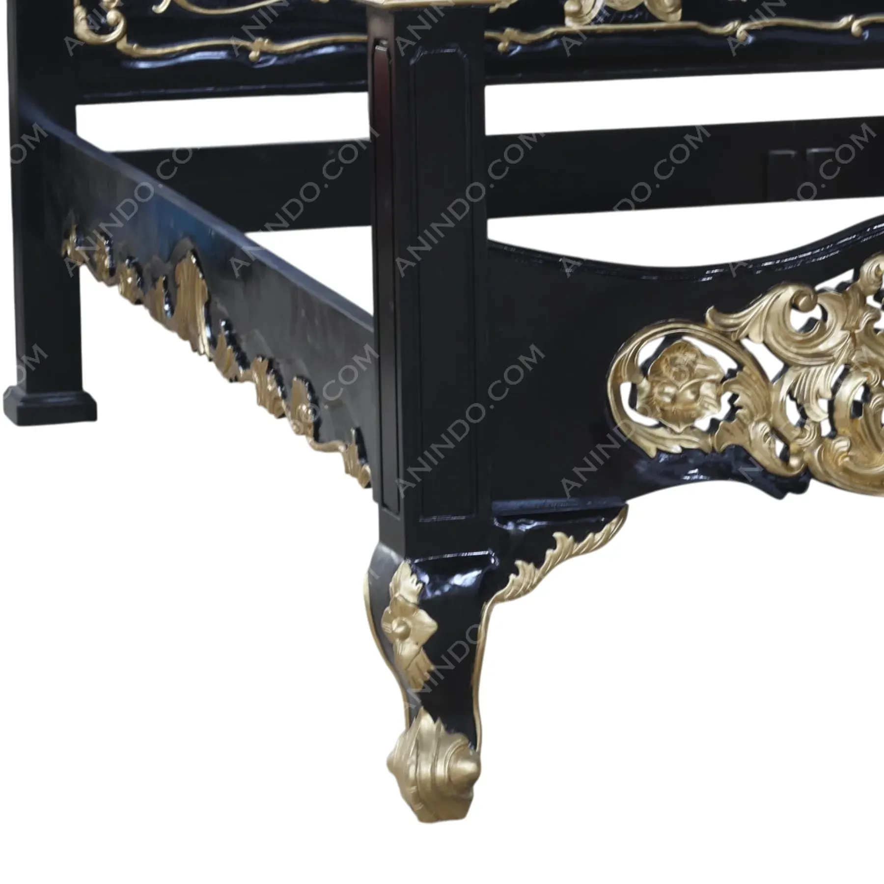 Baroque Gilded Canopy Bed - Image 4