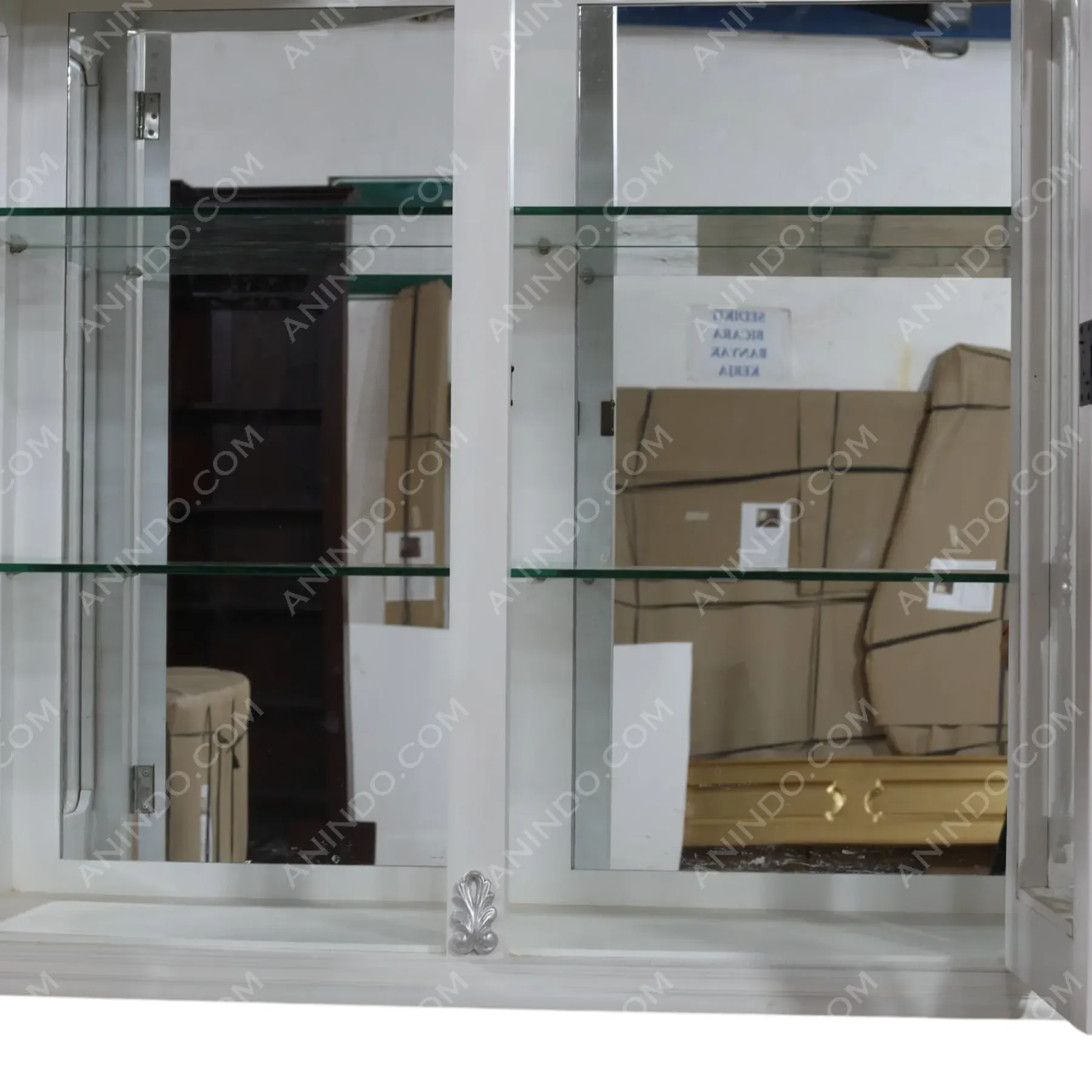 Chantilly Display Cabinet - Image 3